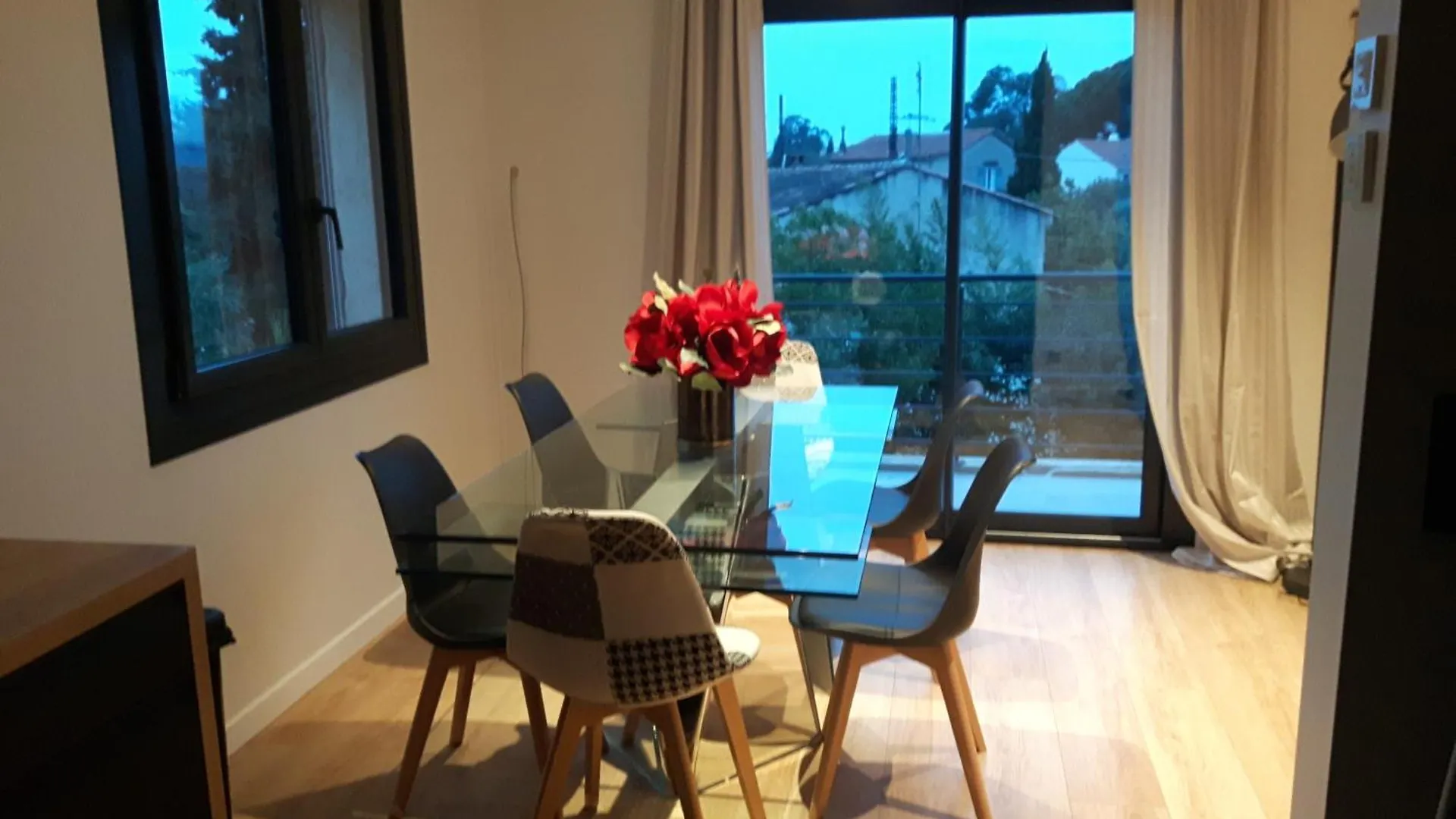 Apartment Haut De Villa Toulon Mourillon
